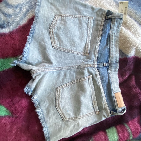 Aeropostale Jean Shorts - Picture 3 of 3